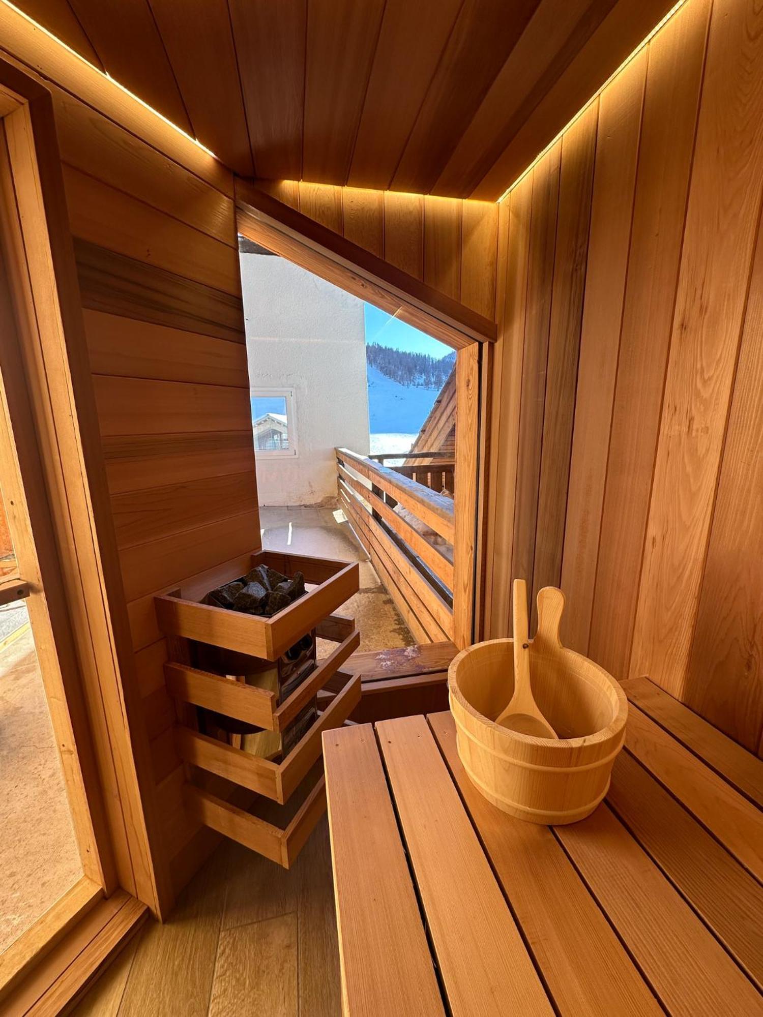 Le Janus, Pied Des Pistes, 2 Garages, Terrasse Avec Sauna Montgenèvre Buitenkant foto
